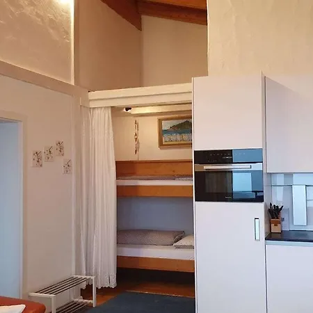 Dom wakacyjny With 2 Bedrooms Hohenpeißenberg